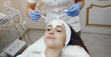 Dilated Pores & Skin Tags/Warts